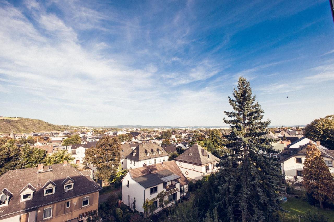Design Apartment Zentral Fuer 6 In Andernach: Ausblick, Wifi, Kueche 외부 사진